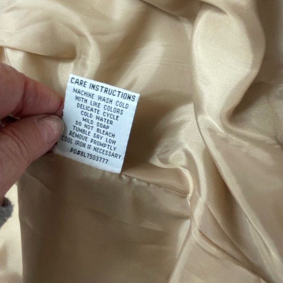 Totes Women's Tan Hooded Trench Coat, Detachable Hood, Size Large - Picture 7 of 7